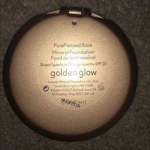 Jane Iredale purepressed base